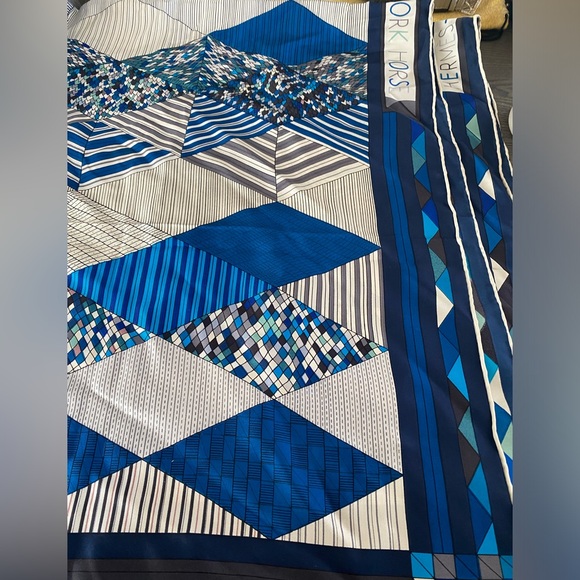 HERMES Patchwork Horse Silk Shawl Scarf - Picture 8 of 11